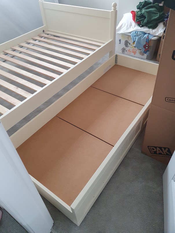 Powys Bed from Little-Folks built, Cargo range